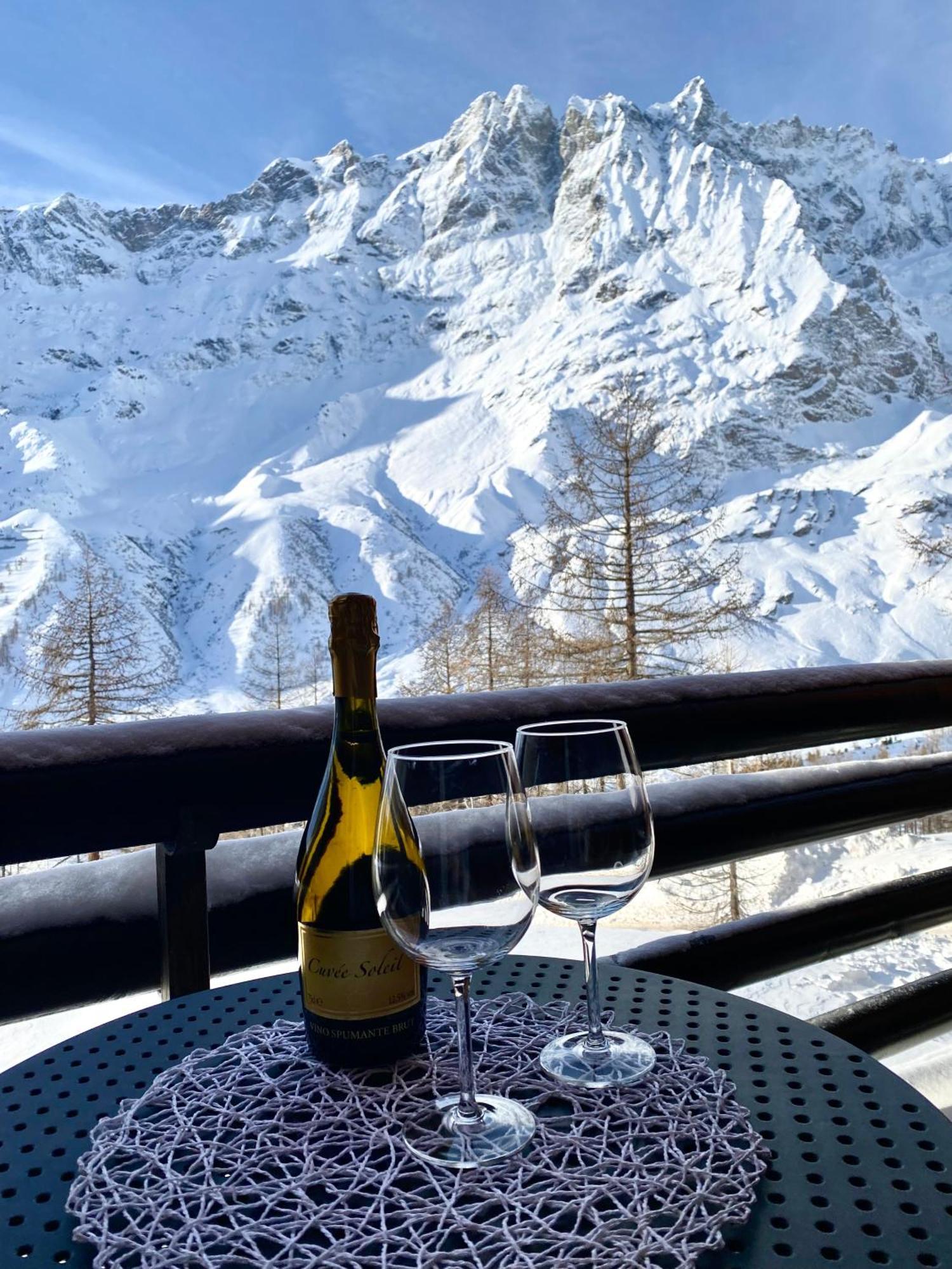 Ski Paradise - Cielo Alto Cervinia بيريوِل تْشيرفينيا المظهر الخارجي الصورة